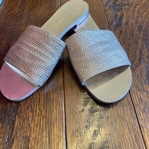 GIUSEPPE  ZANOTTI  FLAT SANDLES CRYSTAL SIZE 40